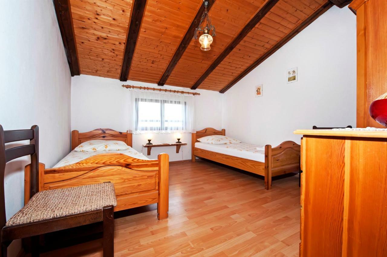 Mirela Apartma